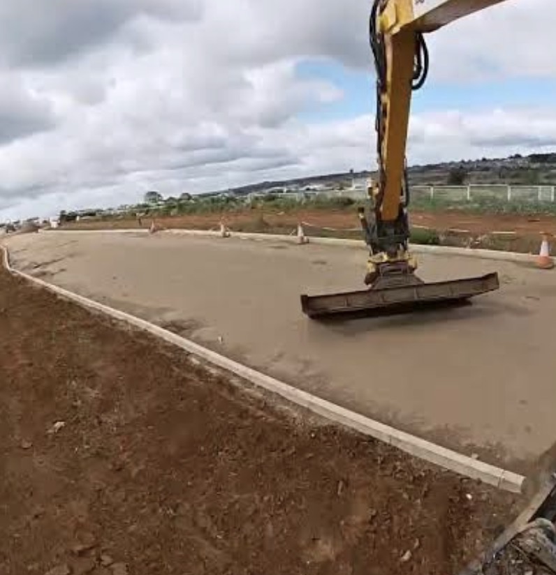 GROUNDWORKS by Hinchliffe